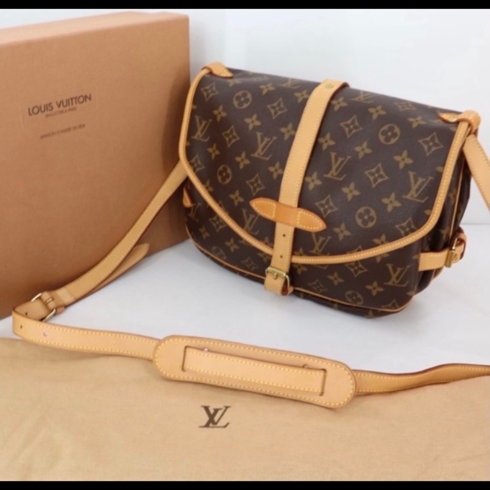 💎Beautiful Vintage LV Saumur 30💎